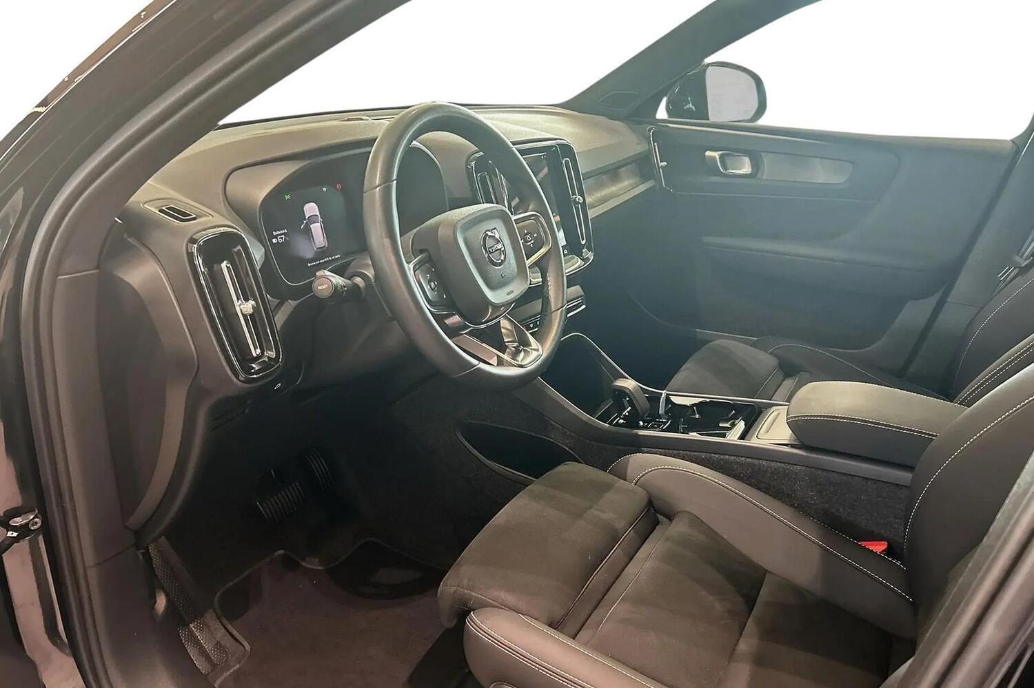 Volvo EX40 vaihtoauto