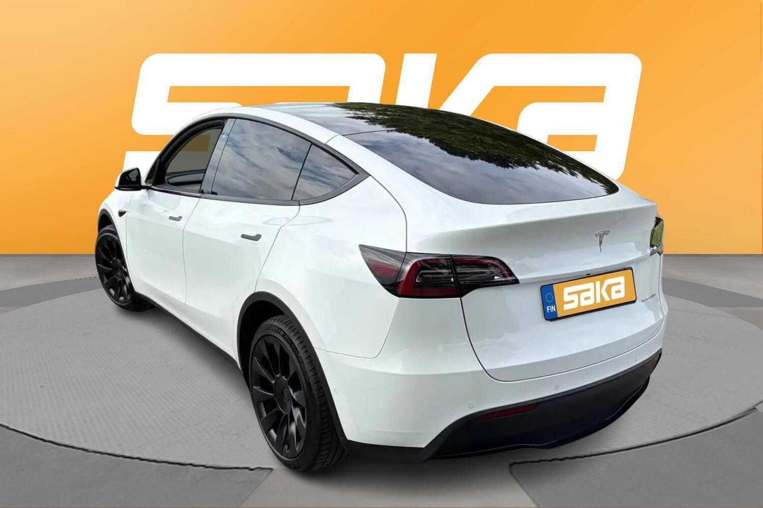 Tesla Model Y vaihtoauto