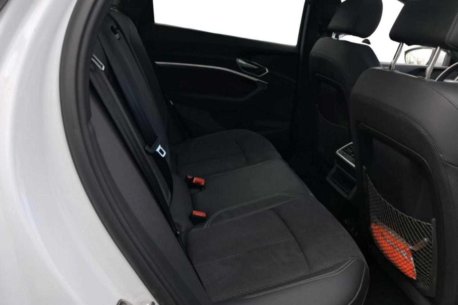 Audi Q8 e-tron vaihtoauto