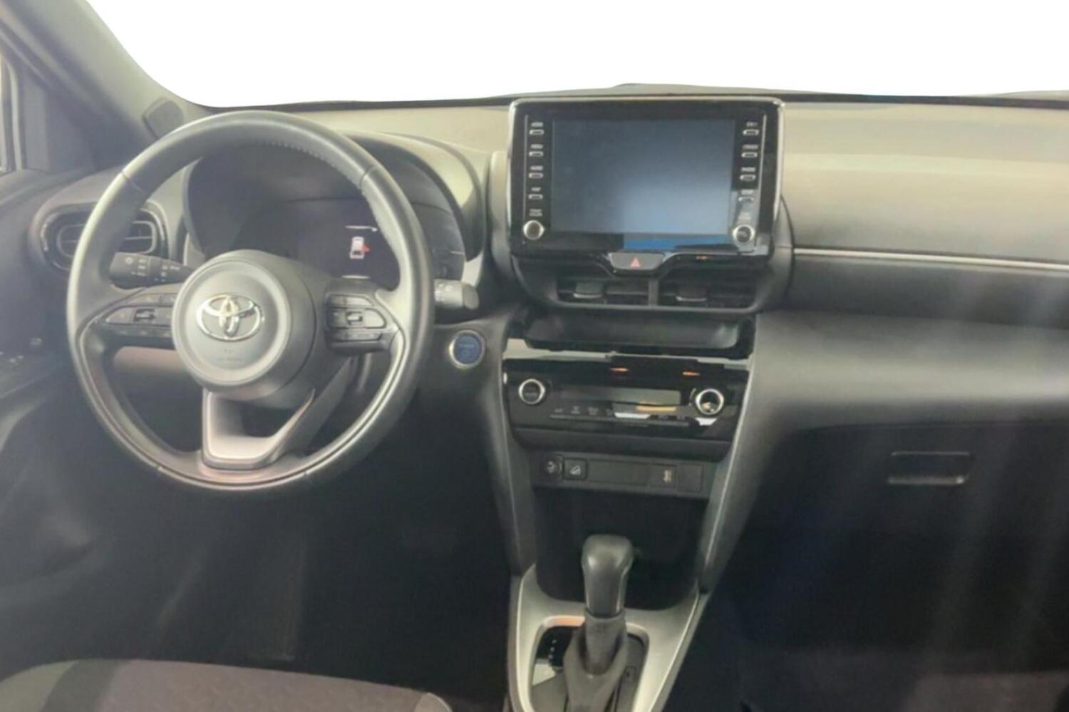 Toyota Yaris Cross vaihtoauto