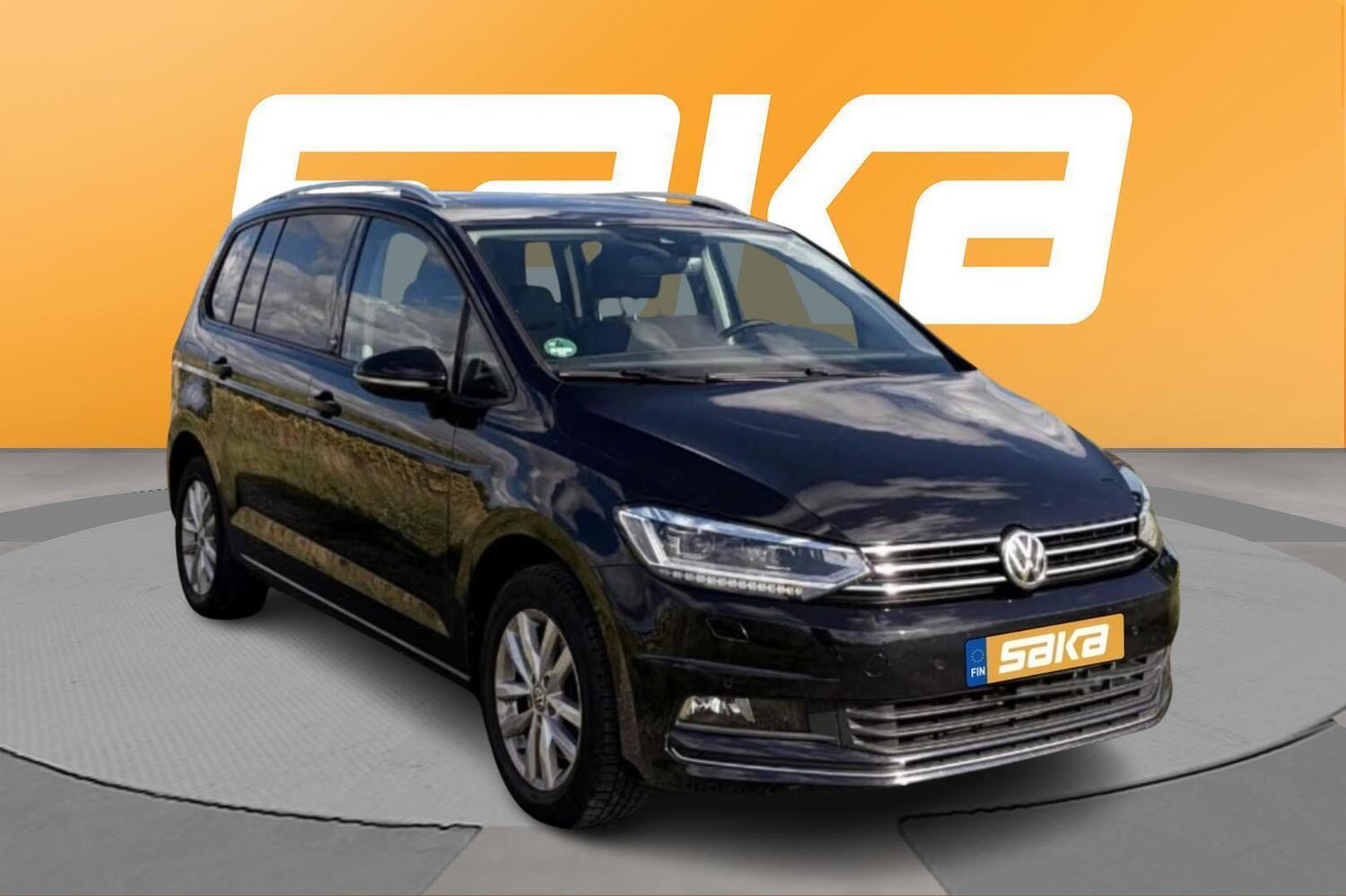 Volkswagen Touran vaihtoauto