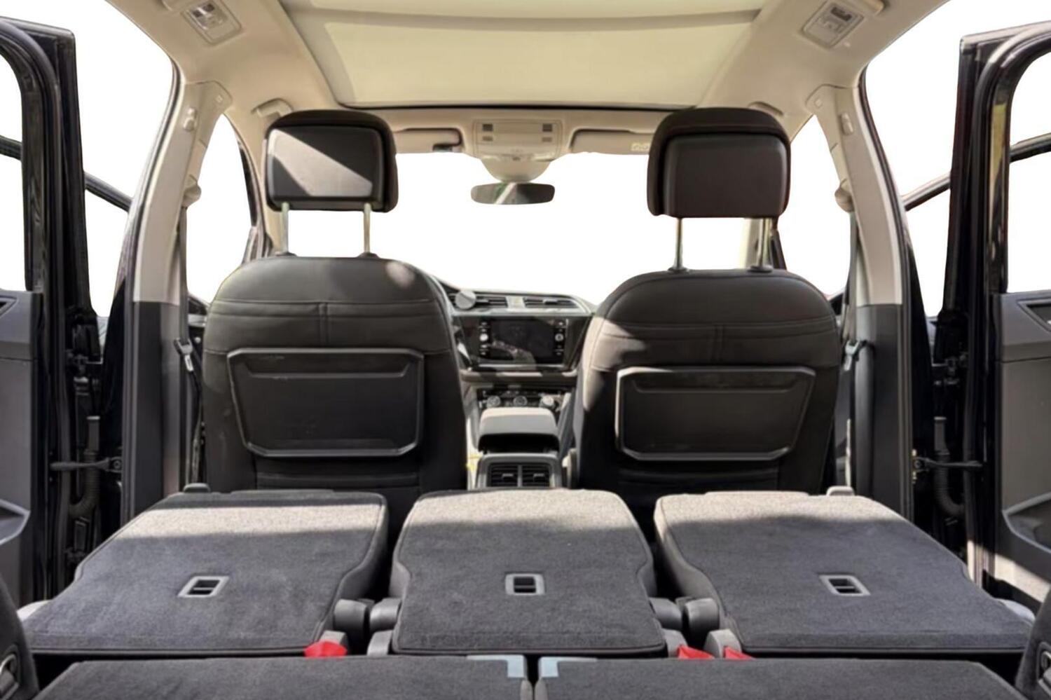 Volkswagen Touran vaihtoauto