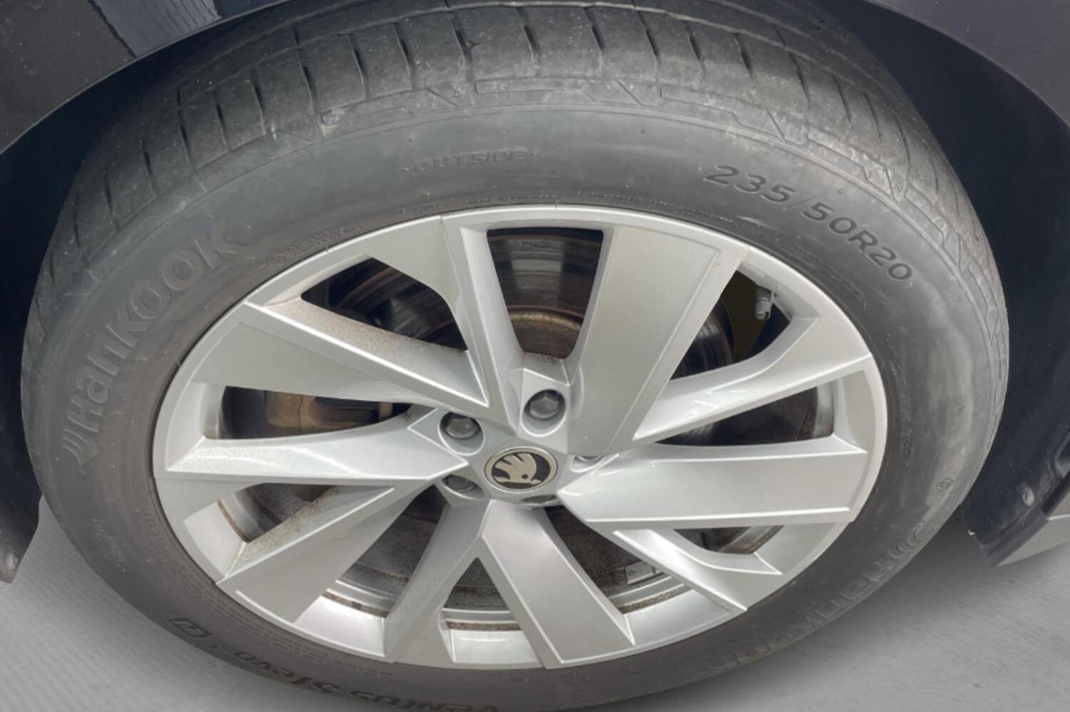 Skoda Enyaq vaihtoauto