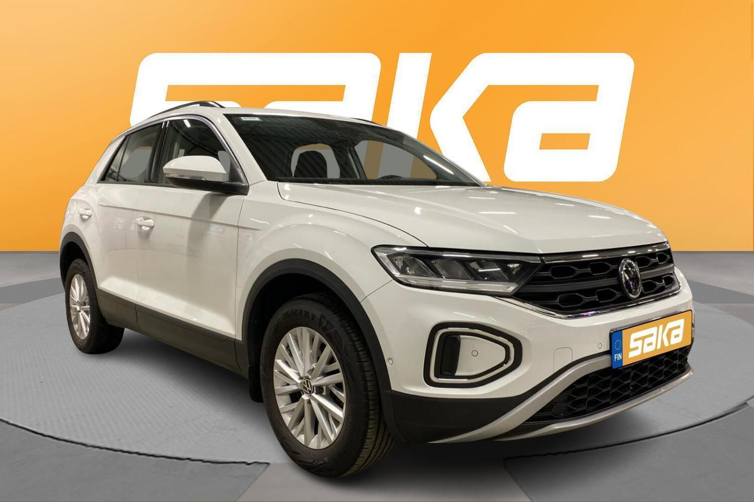 Volkswagen T-Roc vaihtoauto