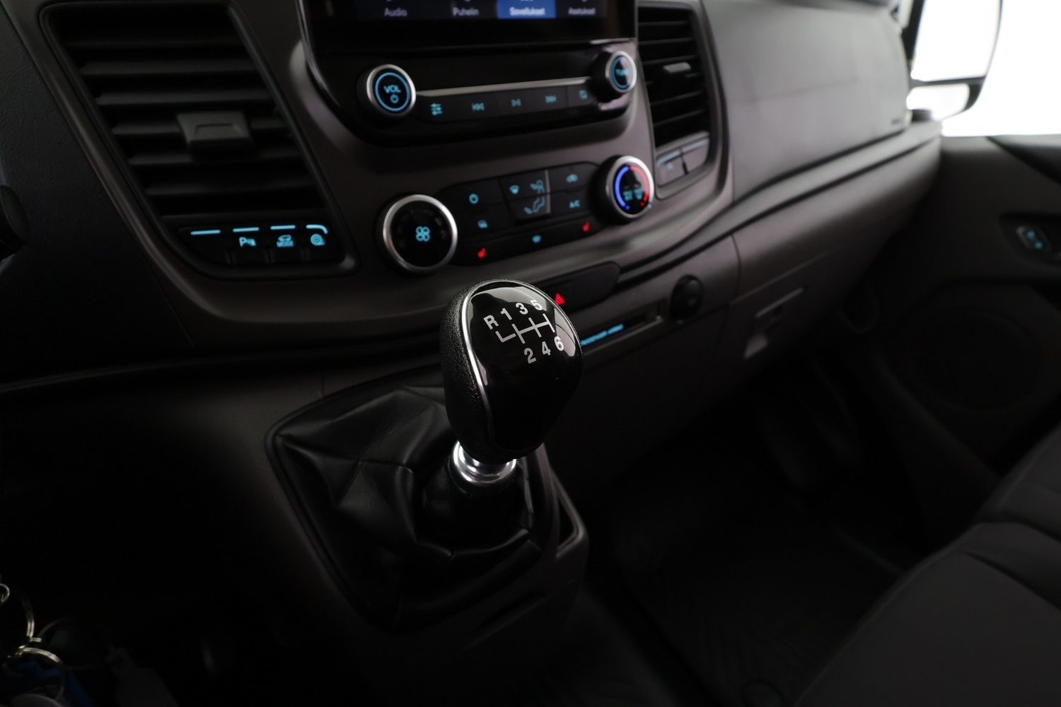 Ford Transit Custom vaihtoauto