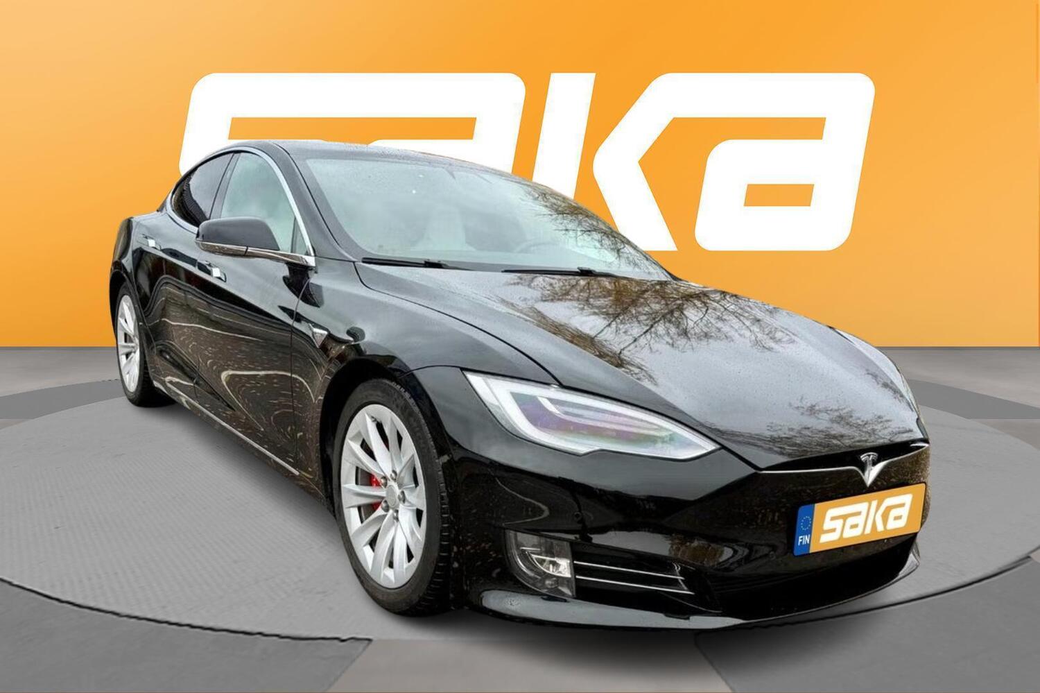 Tesla Model S vaihtoauto