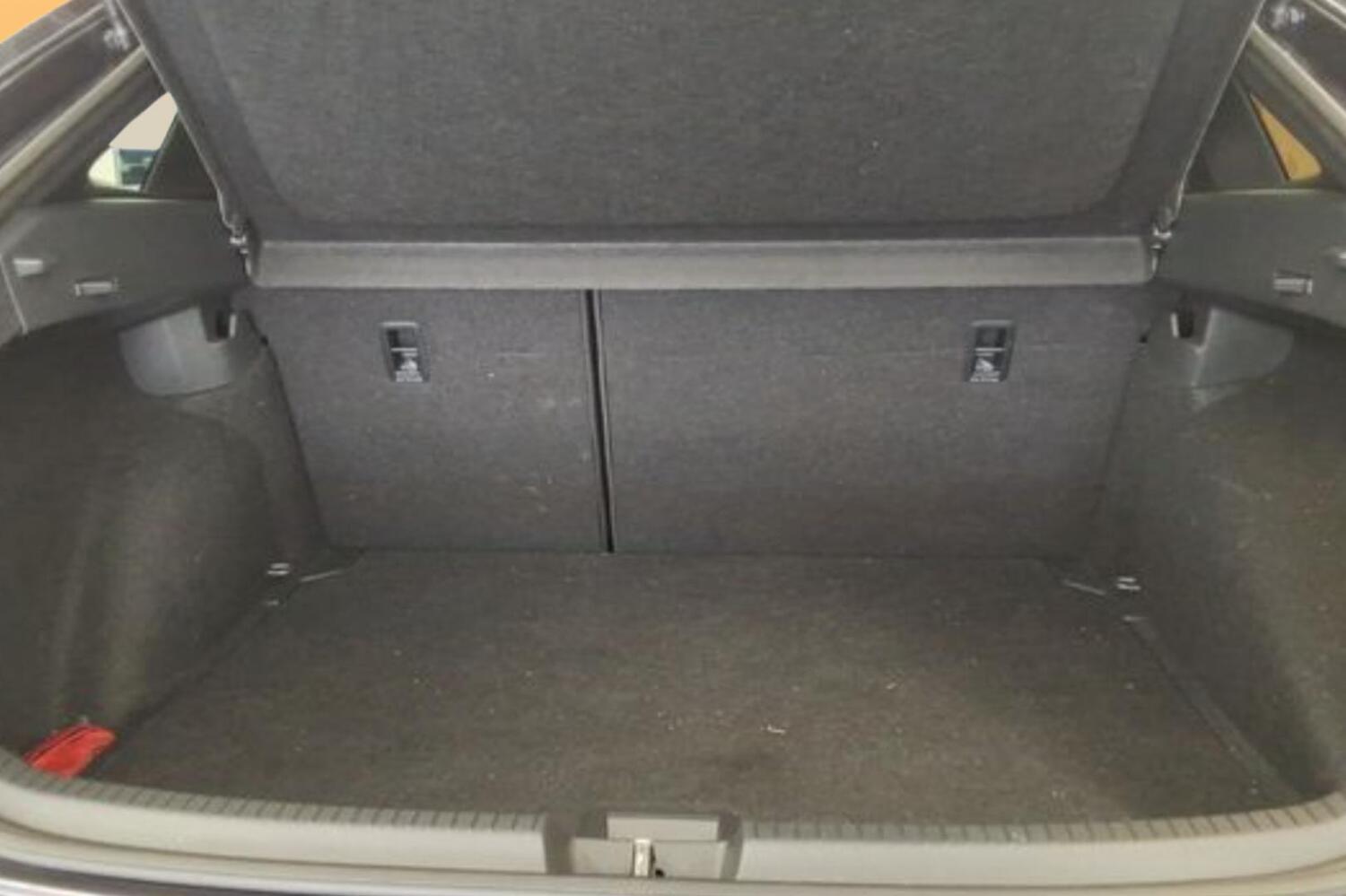 Volkswagen Taigo vaihtoauto