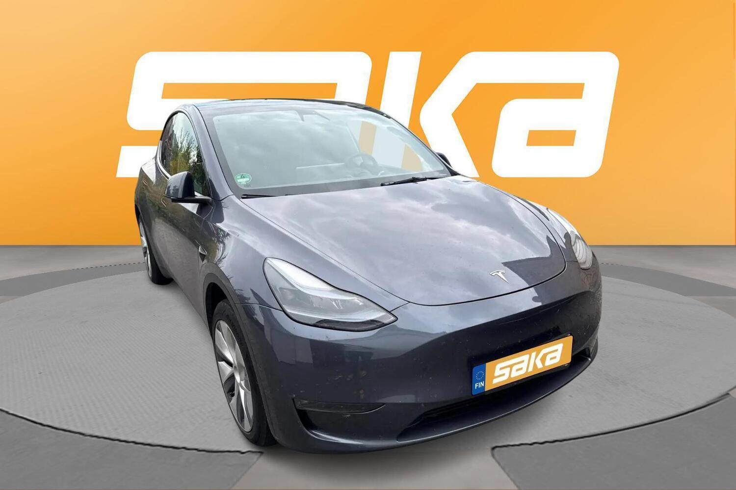 Tesla Model Y vaihtoauto