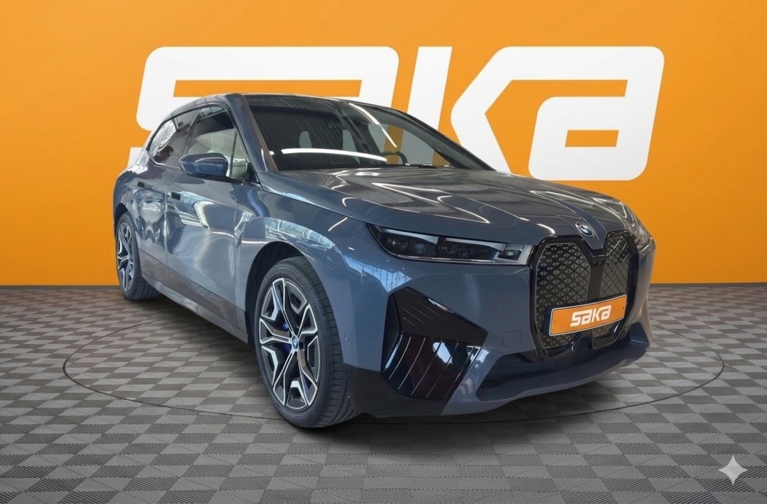BMW iX vaihtoauto