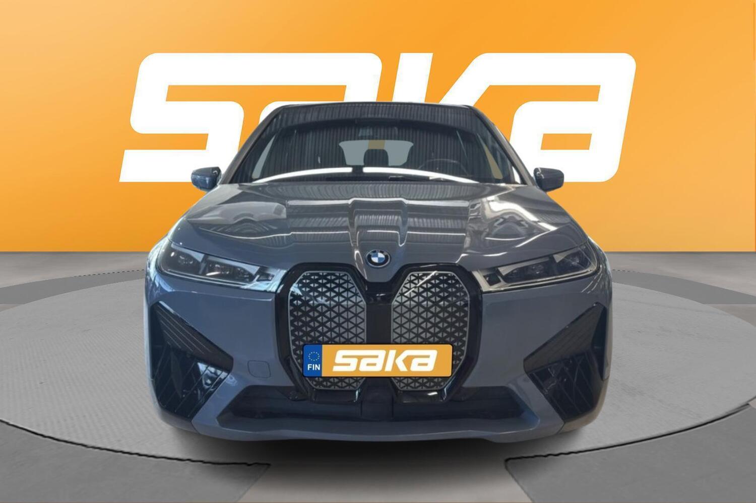 BMW iX vaihtoauto