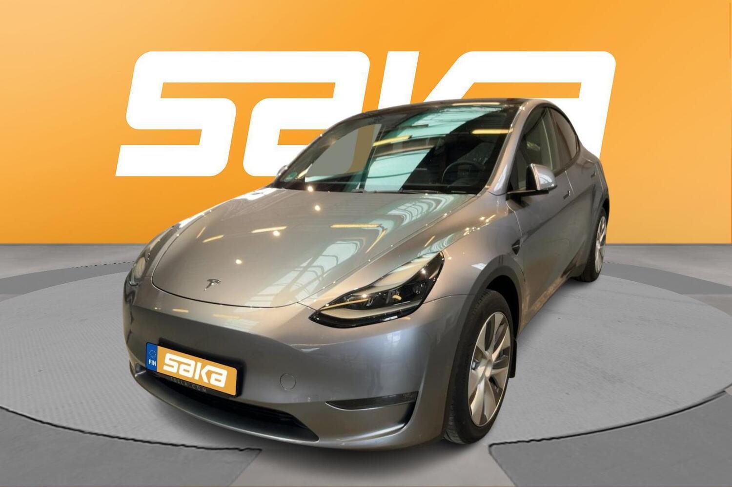 Tesla Model Y vaihtoauto