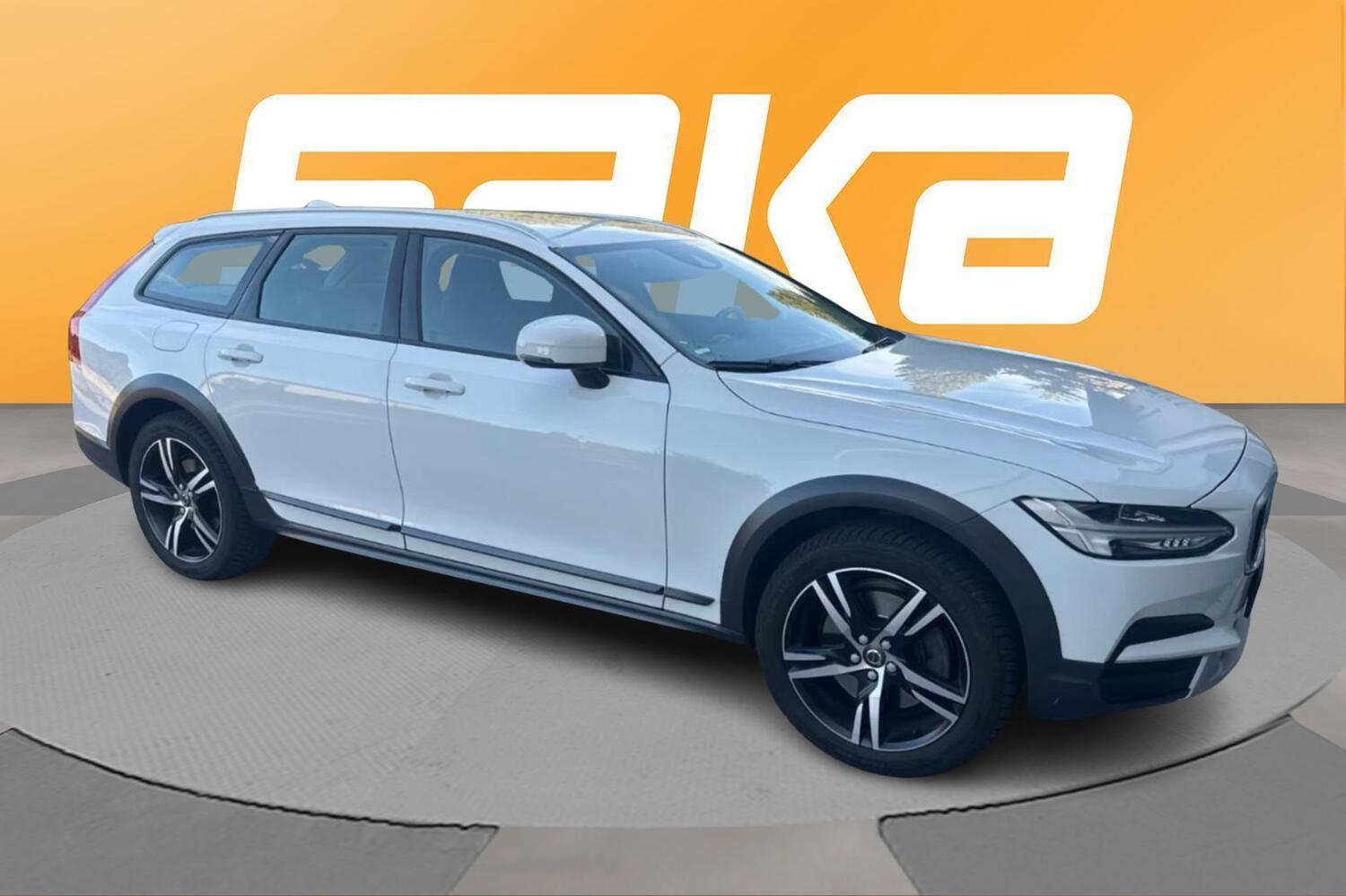 Volvo V90 Cross Country vaihtoauto