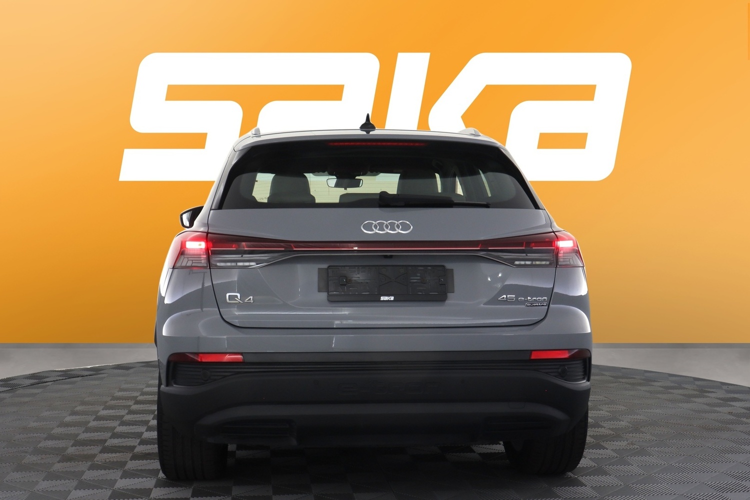 Audi Q4 e-tron vaihtoauto