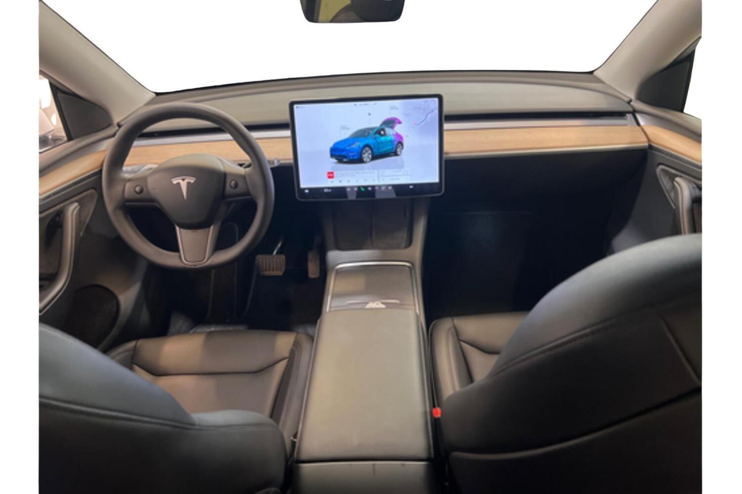 Tesla Model Y vaihtoauto