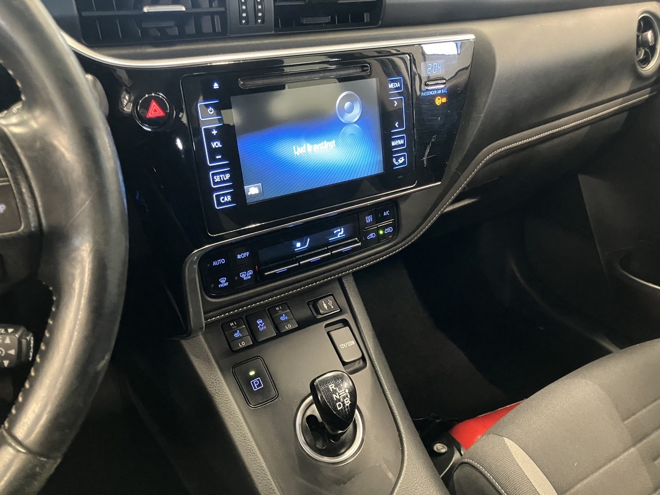 Toyota Auris vaihtoauto