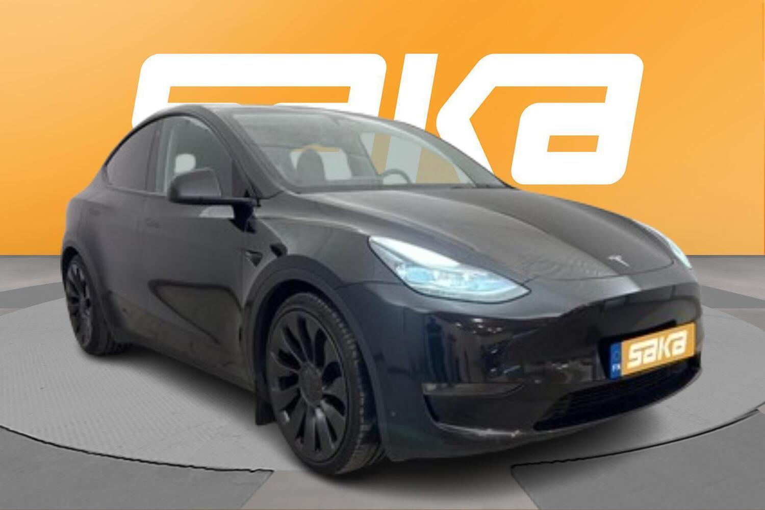 Tesla Model Y vaihtoauto