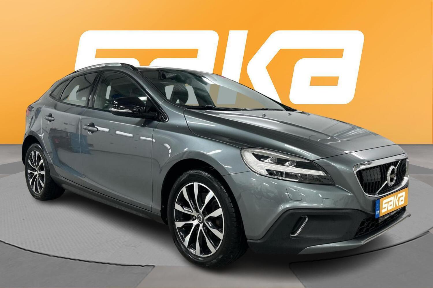 Volvo V40 Cross Country vaihtoauto