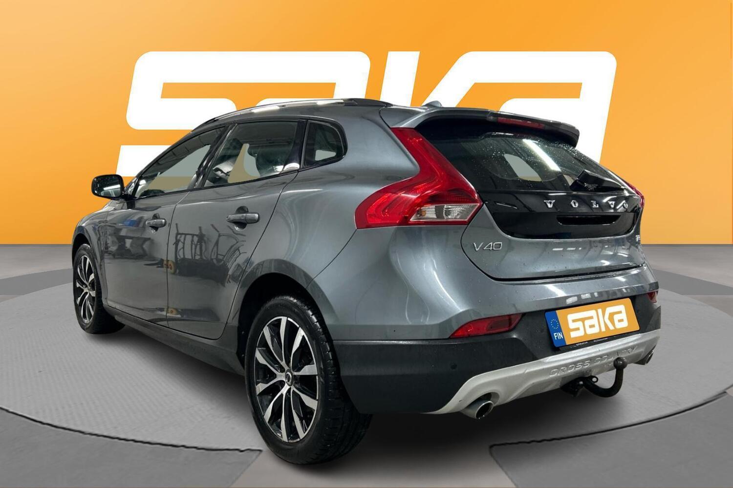 Volvo V40 Cross Country vaihtoauto