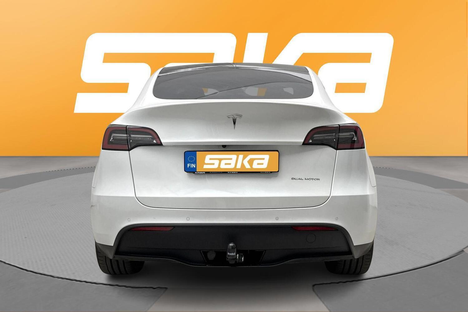 Tesla Model Y vaihtoauto