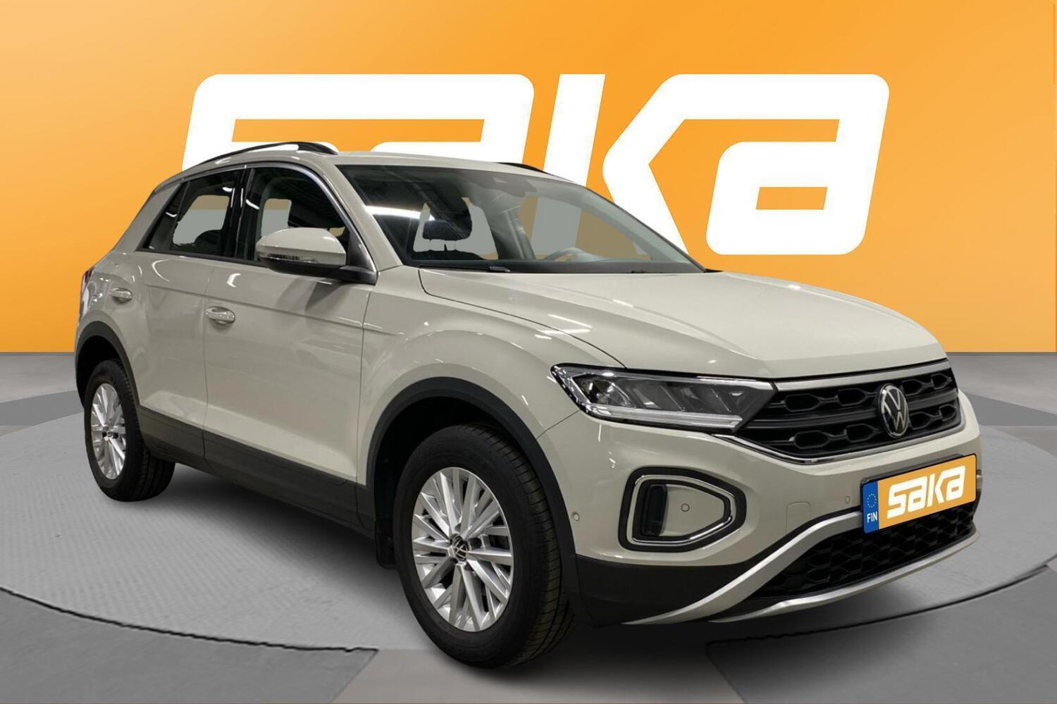 Volkswagen T-Roc vaihtoauto