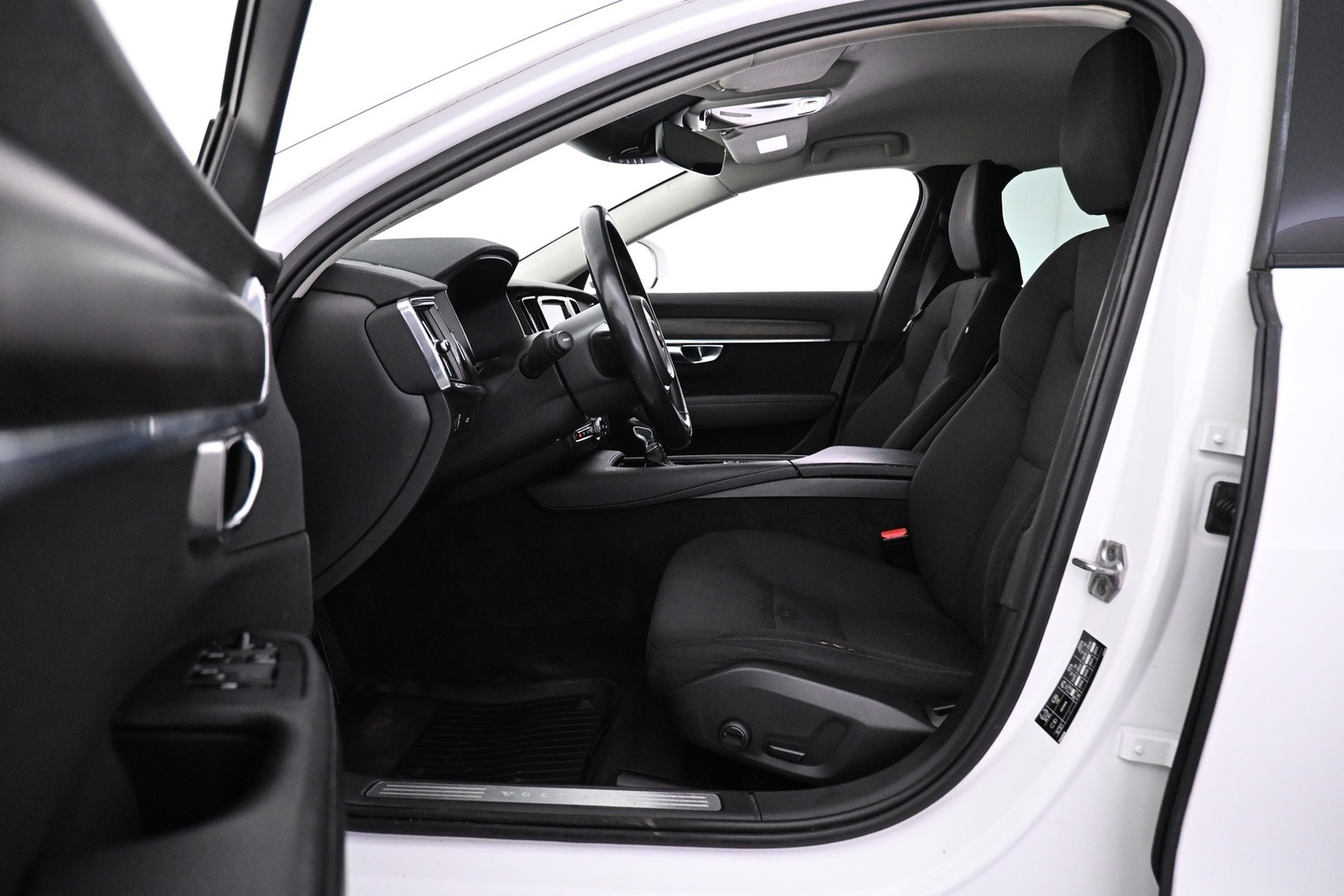 Volvo V90 Cross Country vaihtoauto