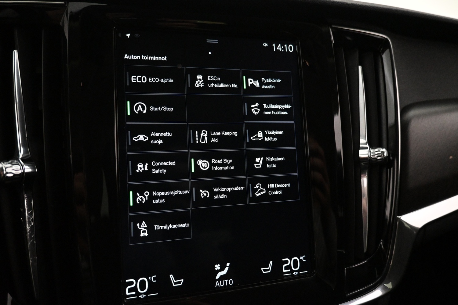Volvo V90 Cross Country vaihtoauto