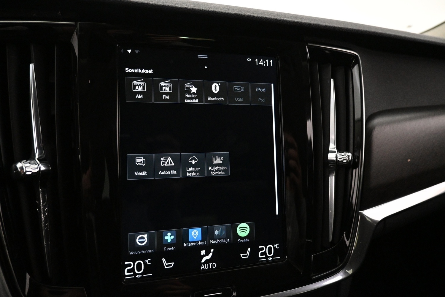 Volvo V90 Cross Country vaihtoauto