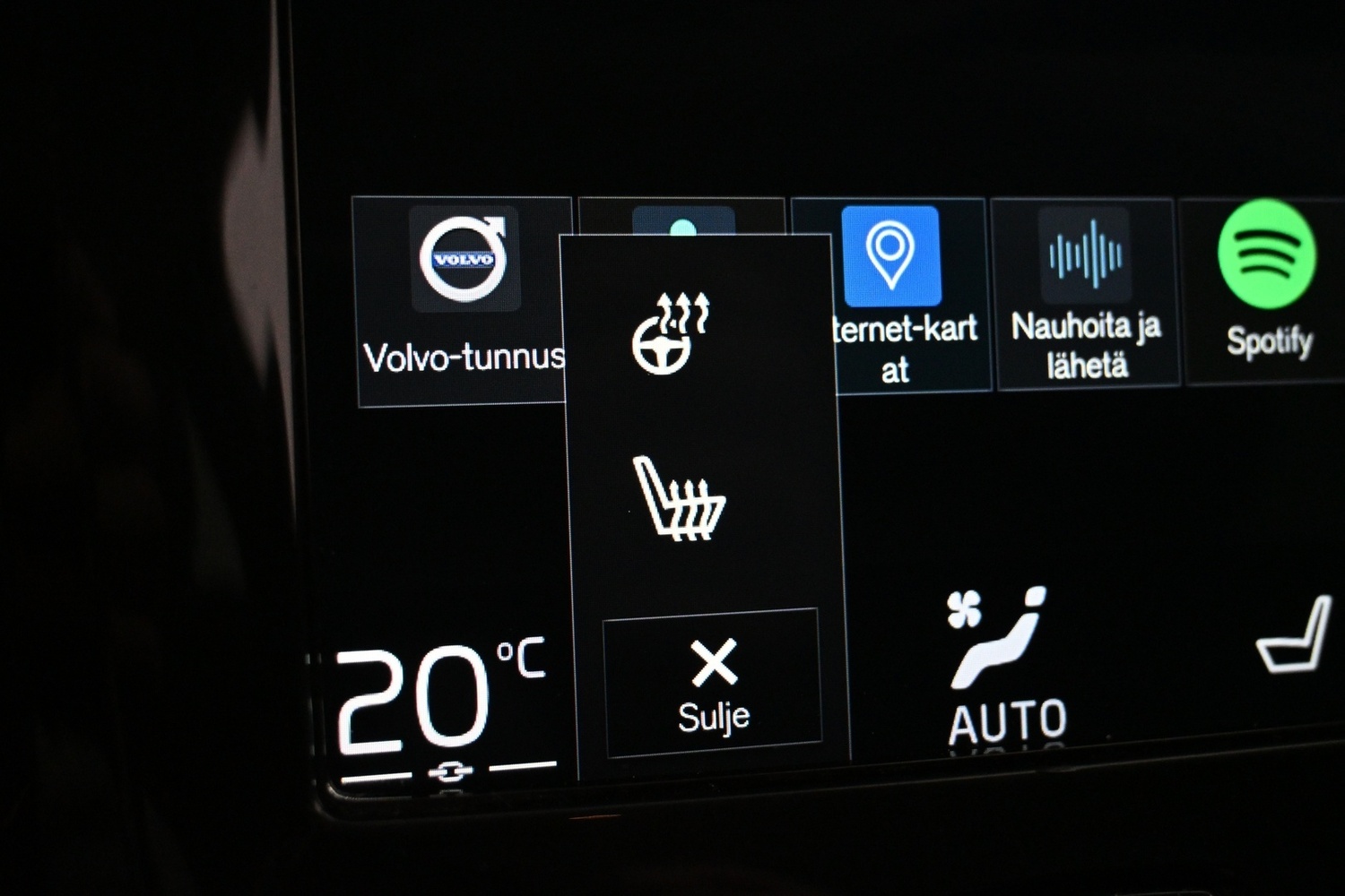 Volvo V90 Cross Country vaihtoauto