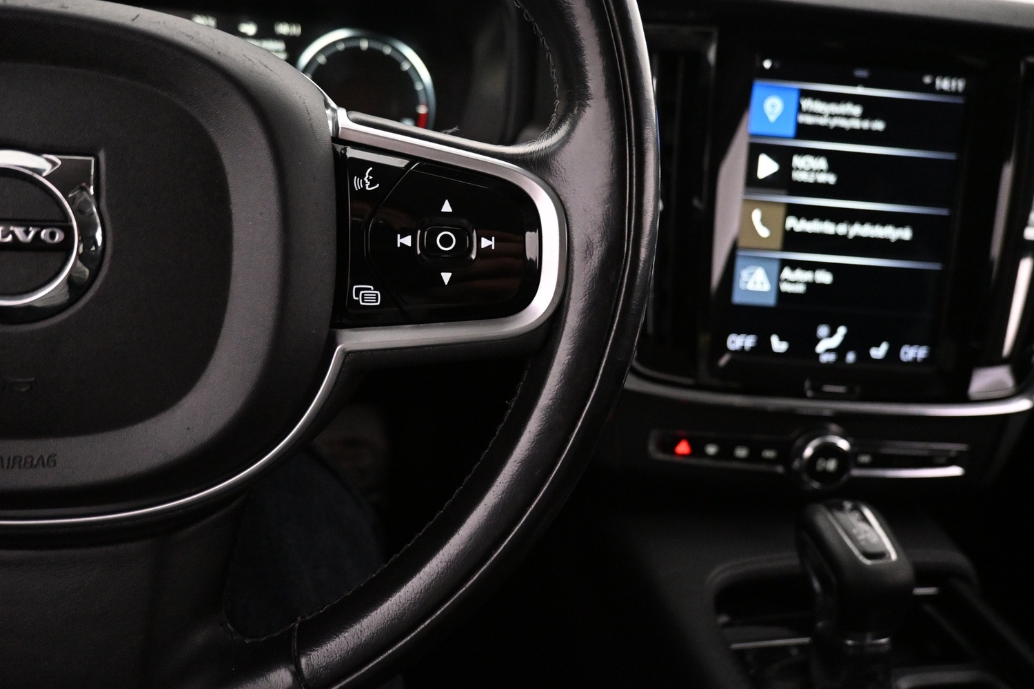 Volvo V90 Cross Country vaihtoauto