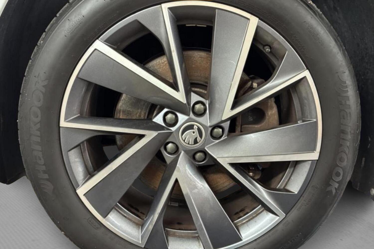 Skoda Enyaq vaihtoauto