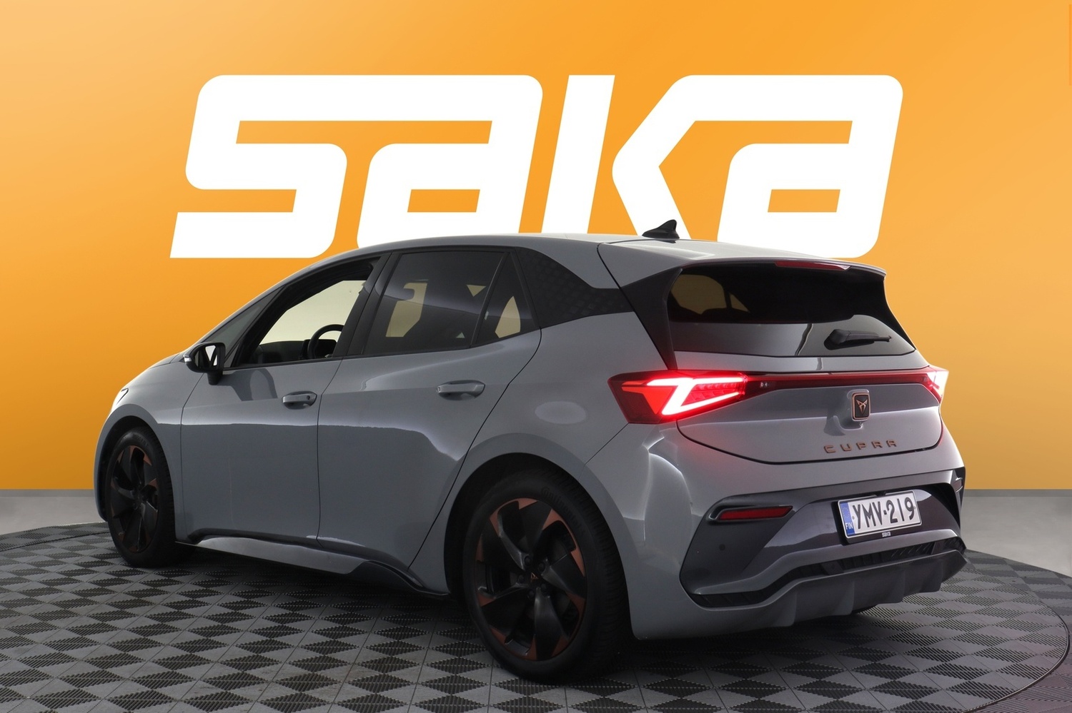 Cupra Born vaihtoauto