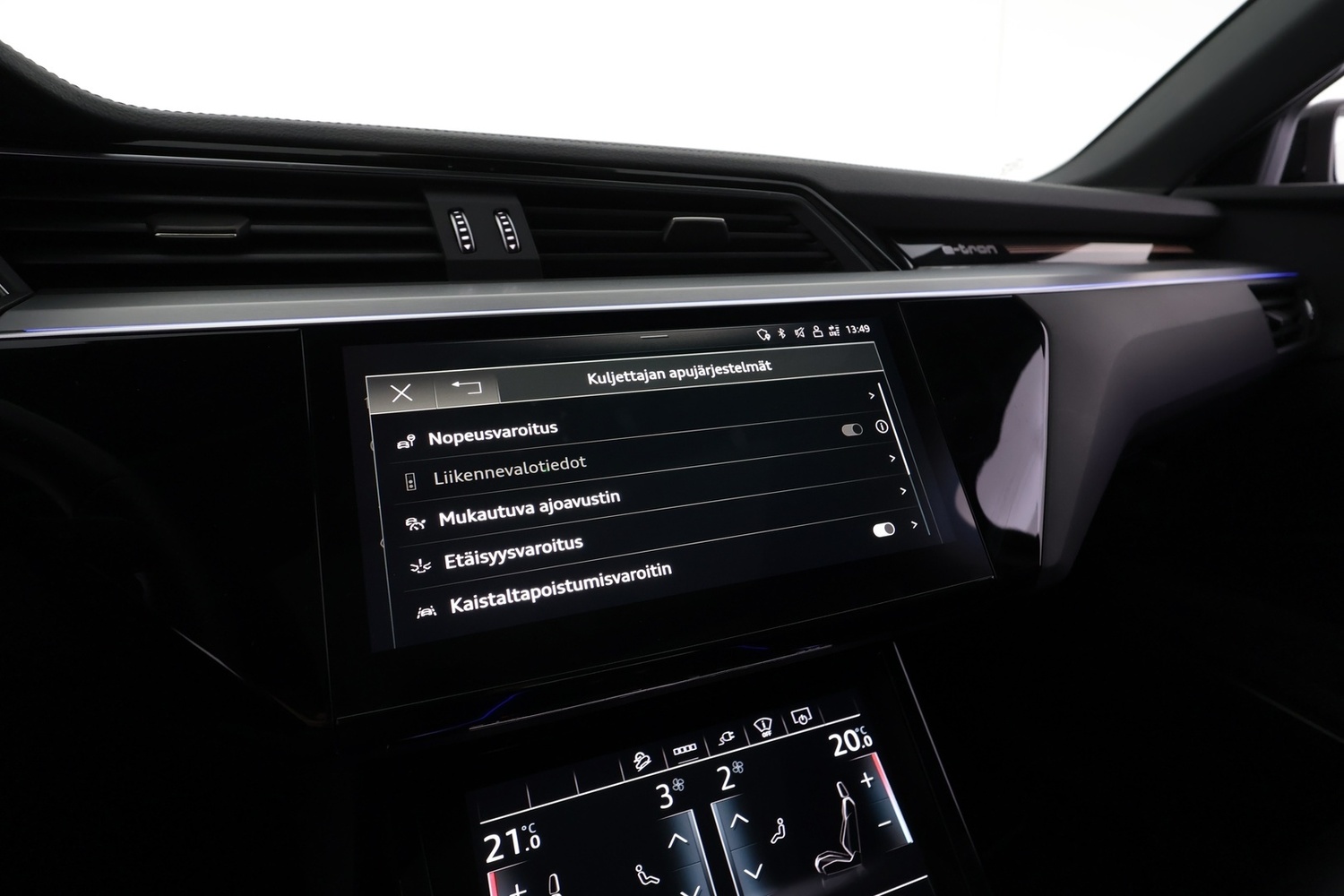 Audi e-tron vaihtoauto