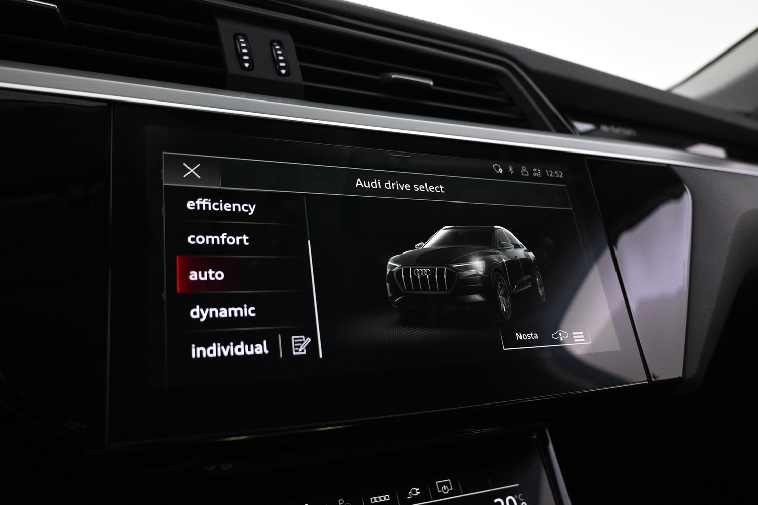 Audi e-tron vaihtoauto