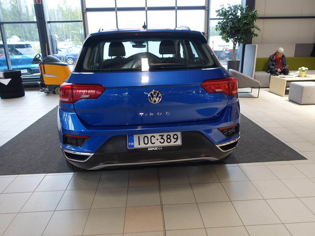 Volkswagen T-Roc vaihtoauto