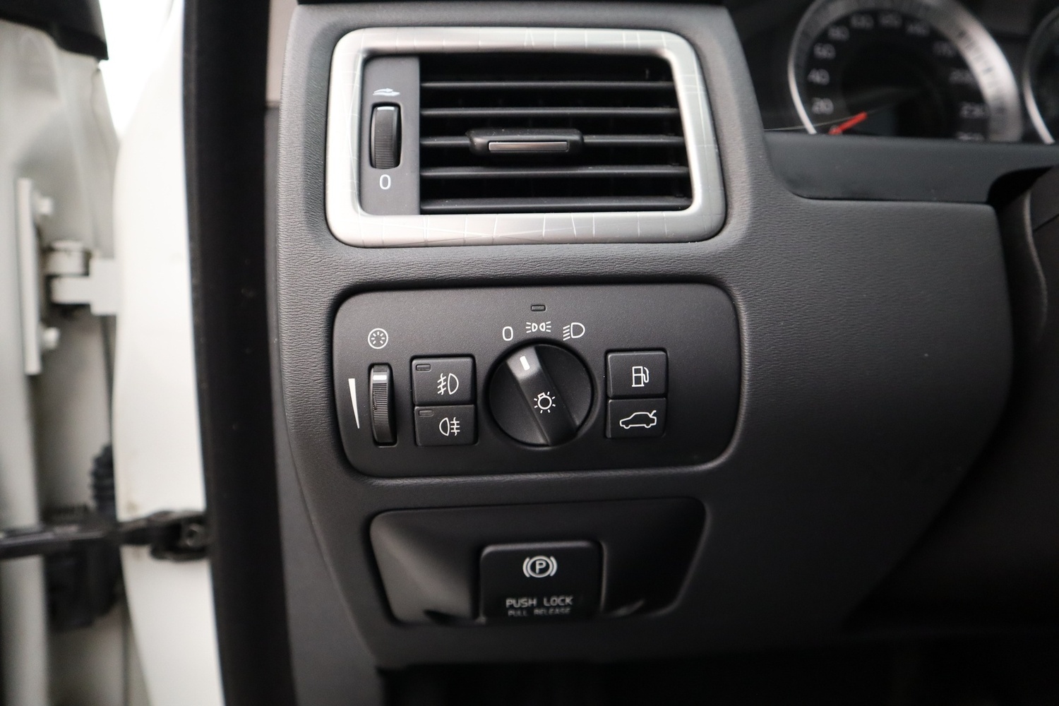 Volvo XC70 vaihtoauto