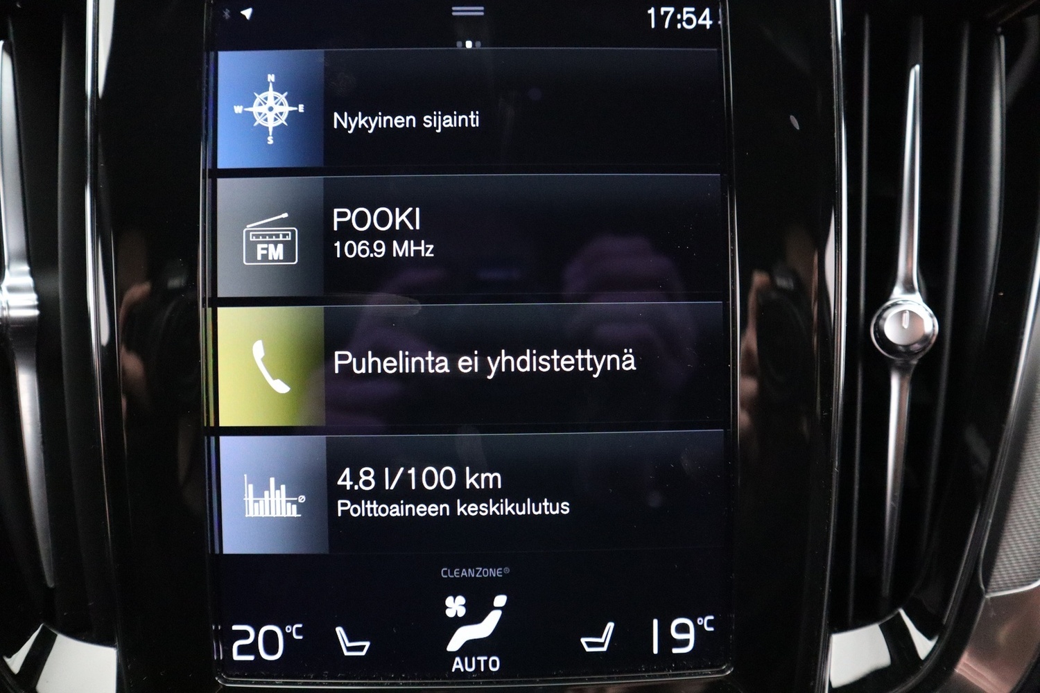 Volvo V60 vaihtoauto