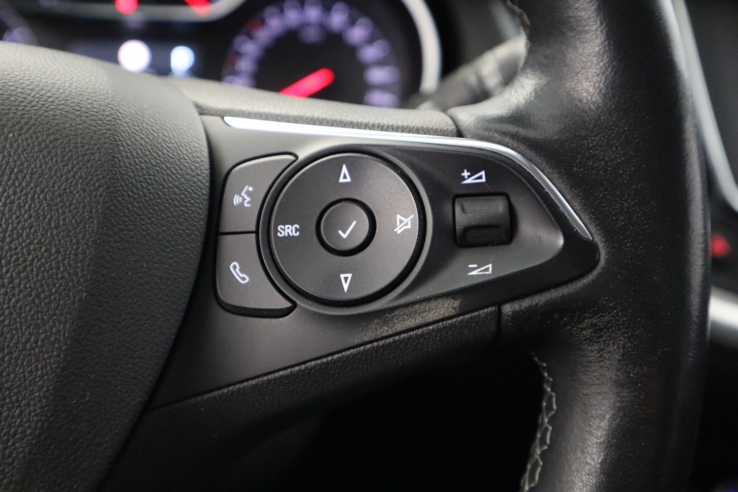 Opel Grandland X vaihtoauto