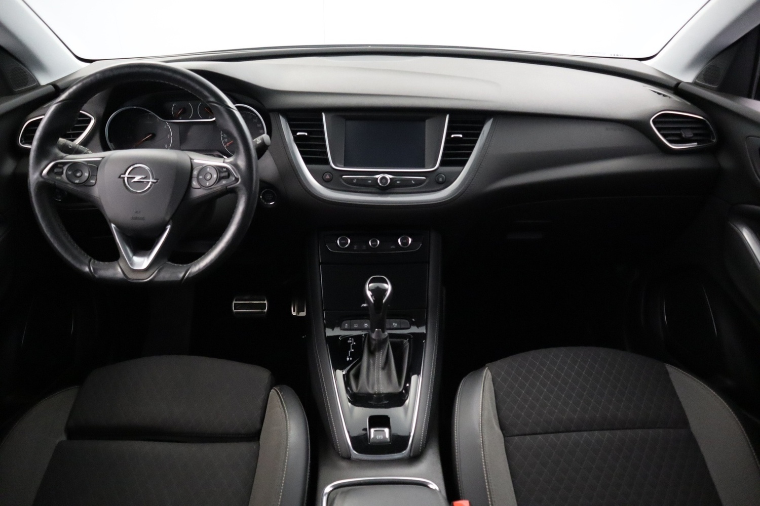 Opel Grandland X vaihtoauto
