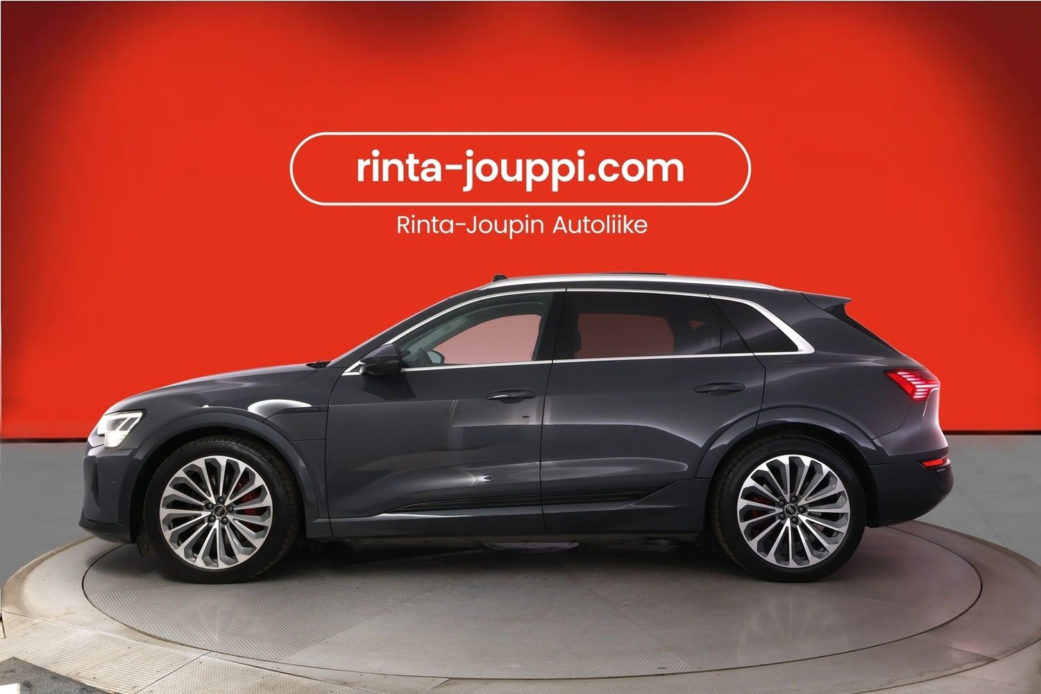 Audi Q8 e-tron vaihtoauto