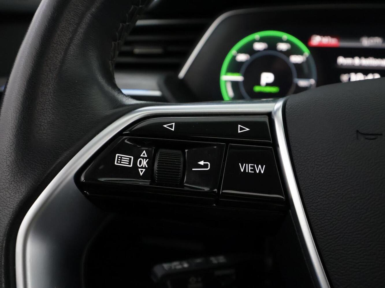 Audi Q8 e-tron vaihtoauto