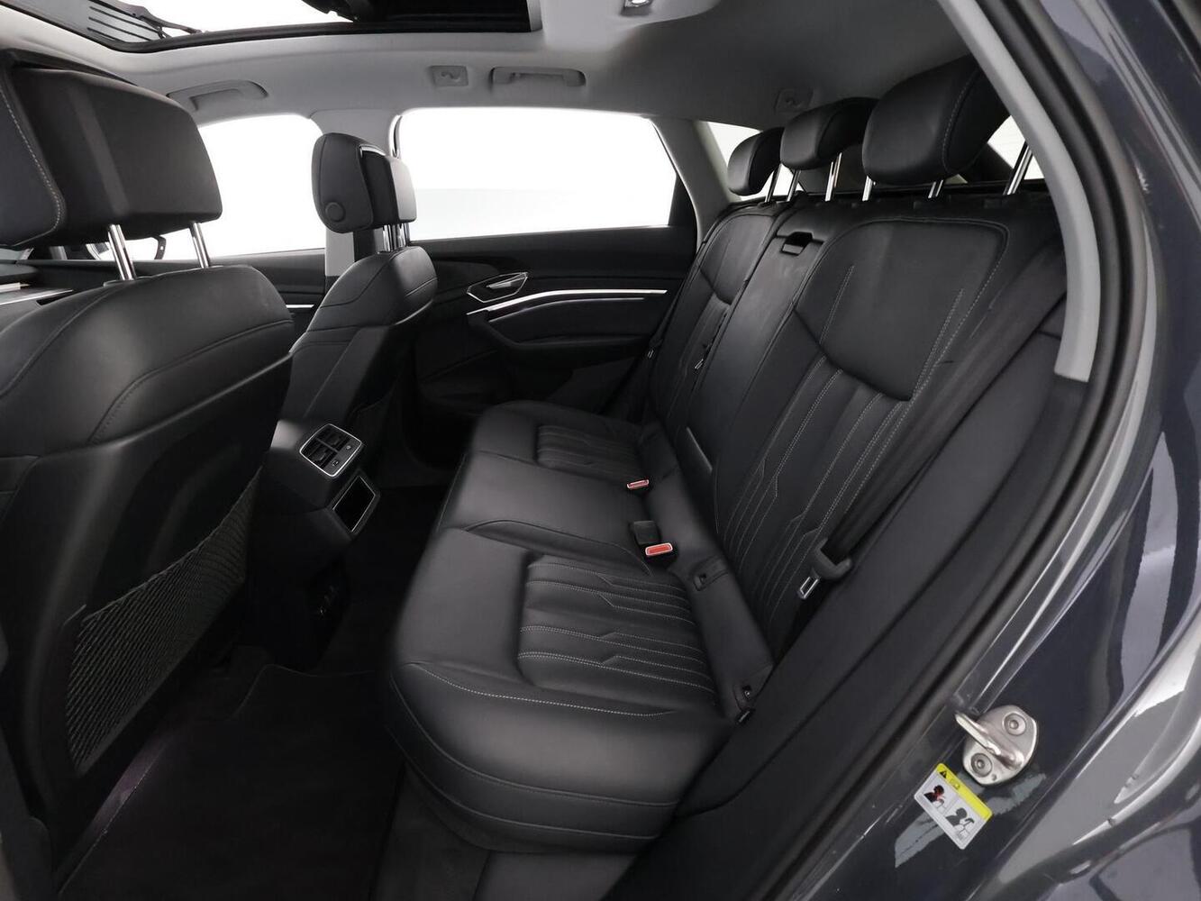 Audi Q8 e-tron vaihtoauto
