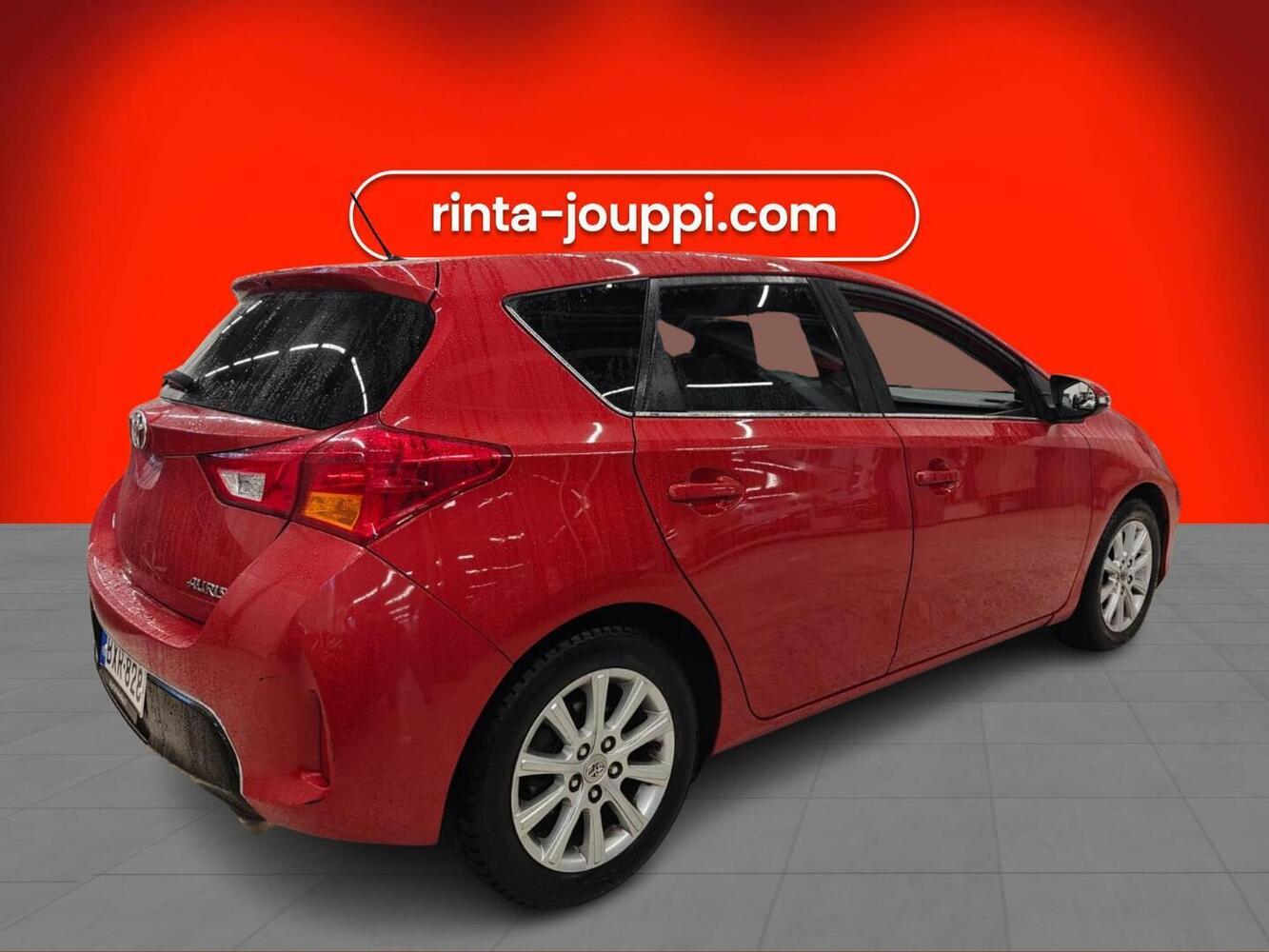 Toyota Auris vaihtoauto