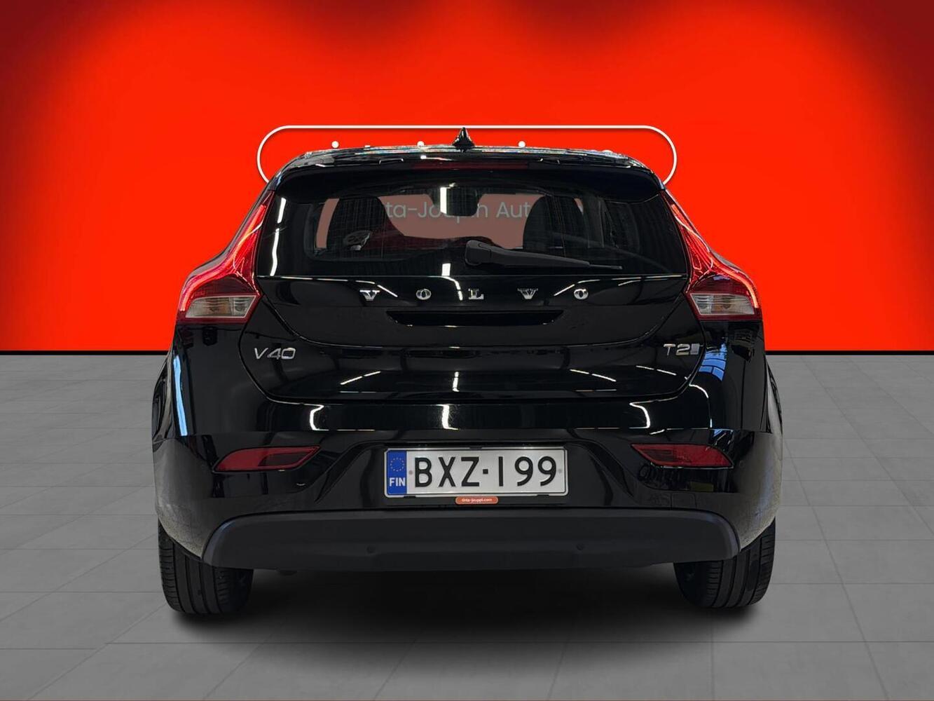 Volvo V40 vaihtoauto