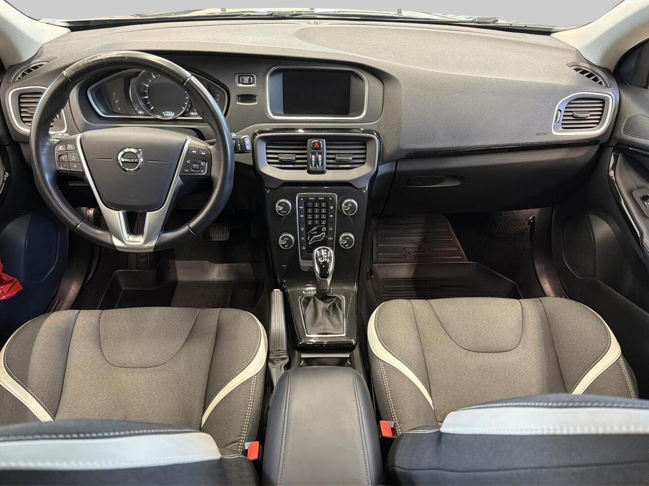 Volvo V40 vaihtoauto