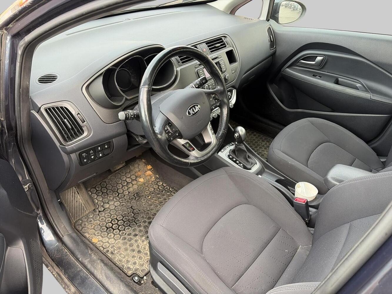 Kia Rio vaihtoauto