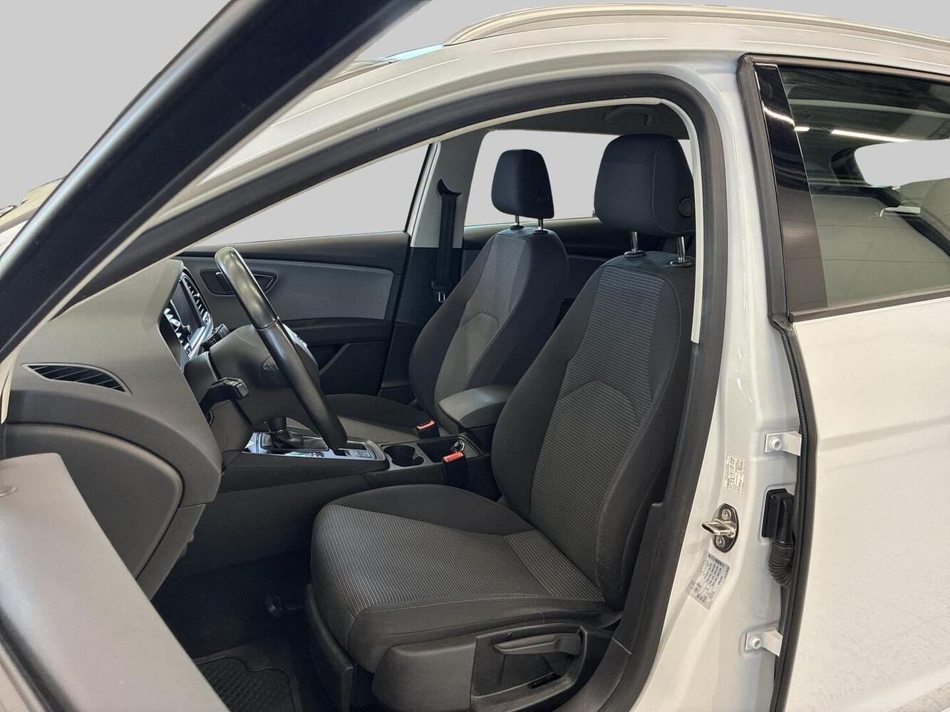 SEAT Leon ST vaihtoauto