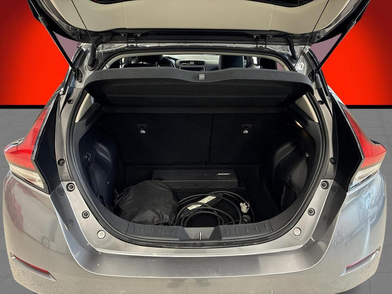 Nissan Leaf vaihtoauto