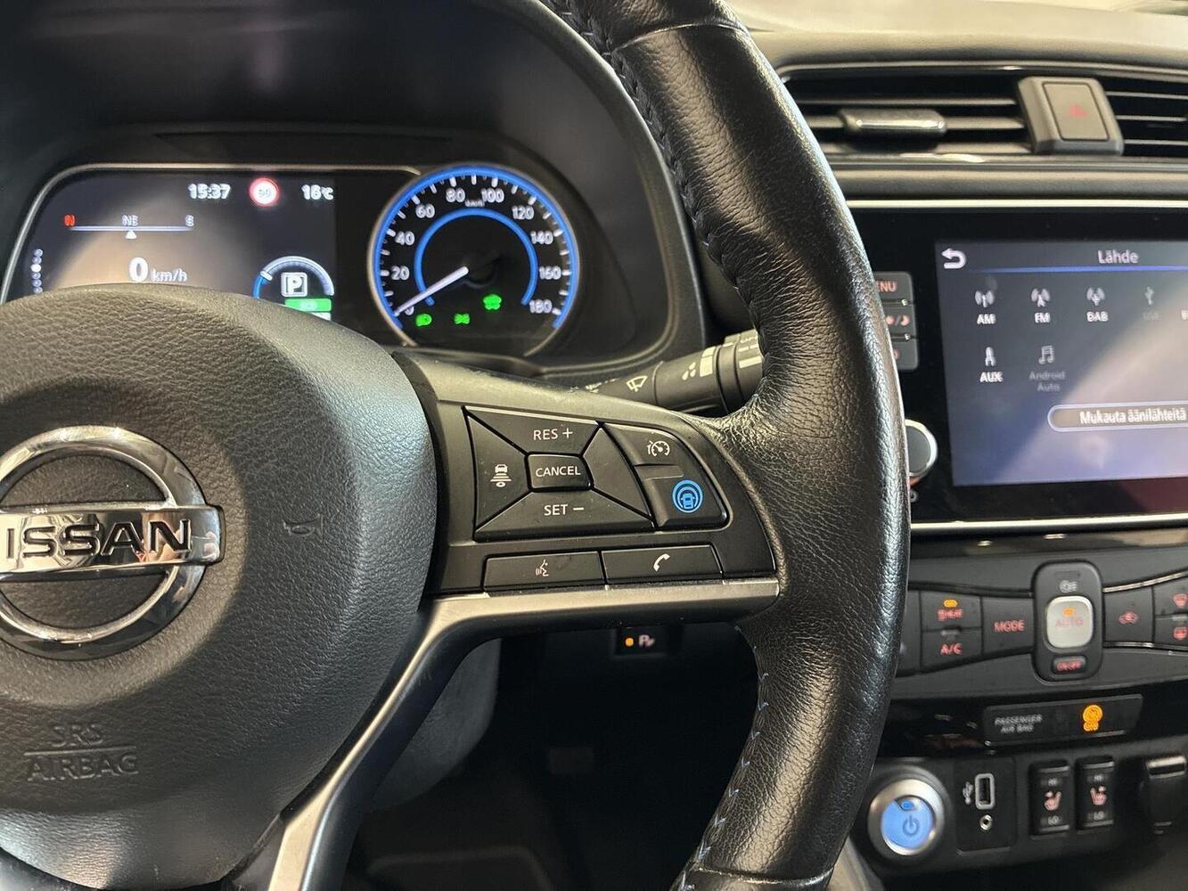 Nissan Leaf vaihtoauto
