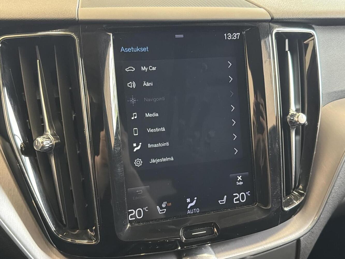 Volvo XC60 vaihtoauto