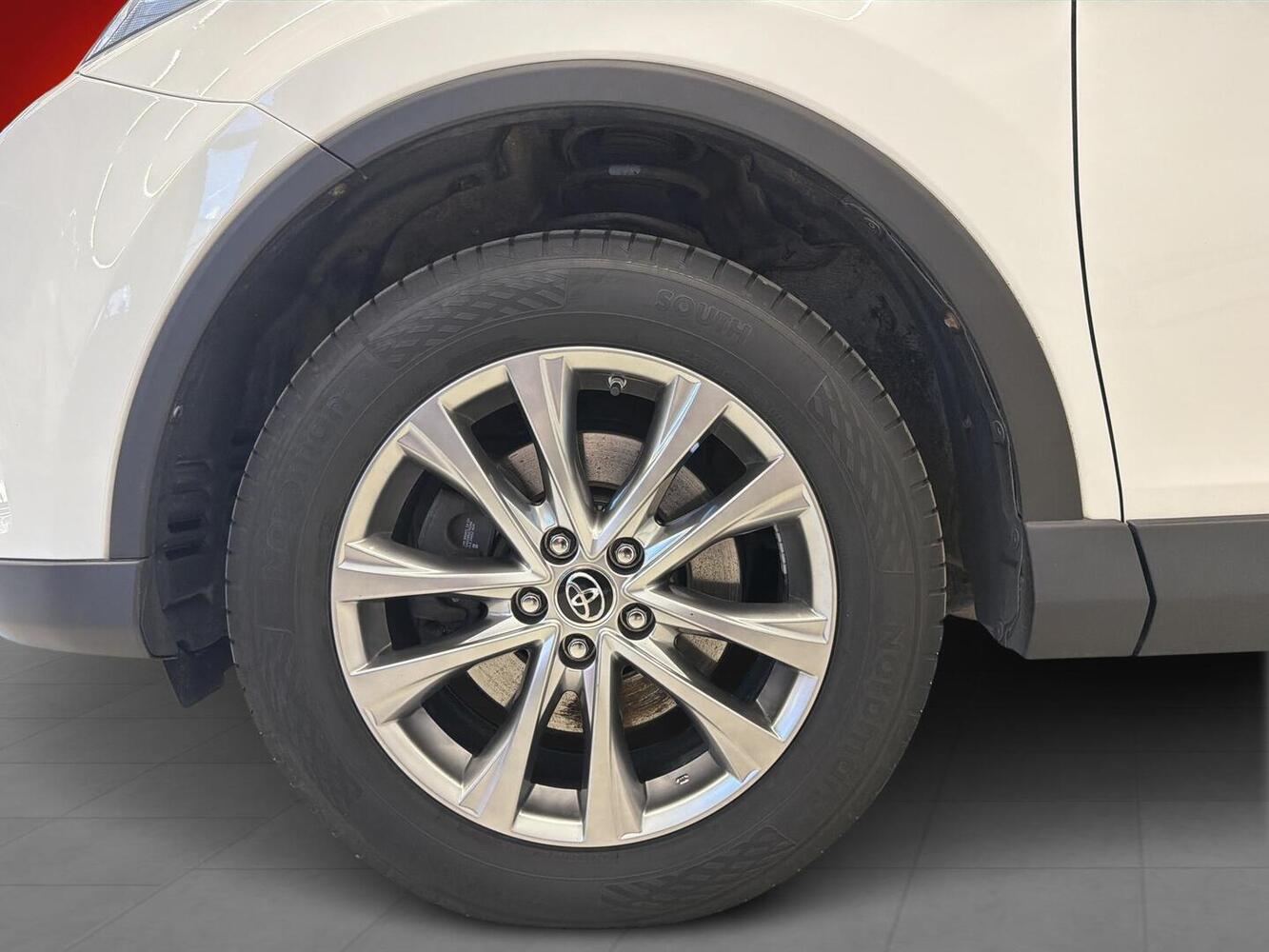 Toyota RAV4 vaihtoauto